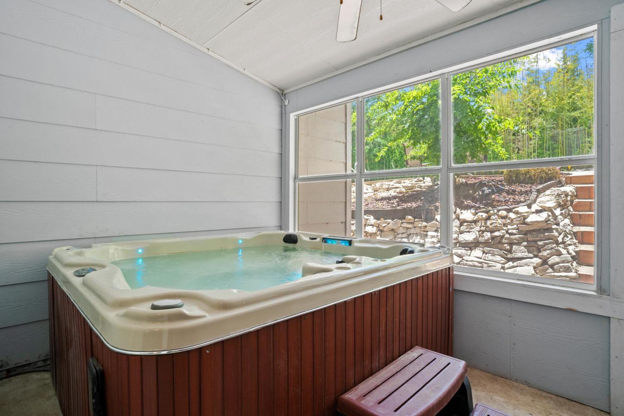 Bamboo Oasis-Relaxing Hot Tub-Family Time Villa San Antonio Dış mekan fotoğraf